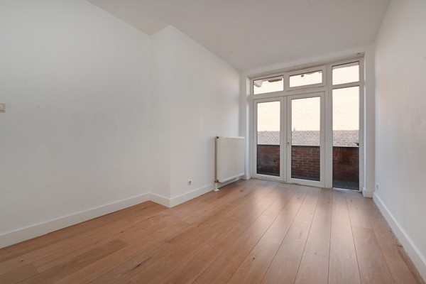 Medium property photo - Velpsestraat 107, 2573 SG Den Haag